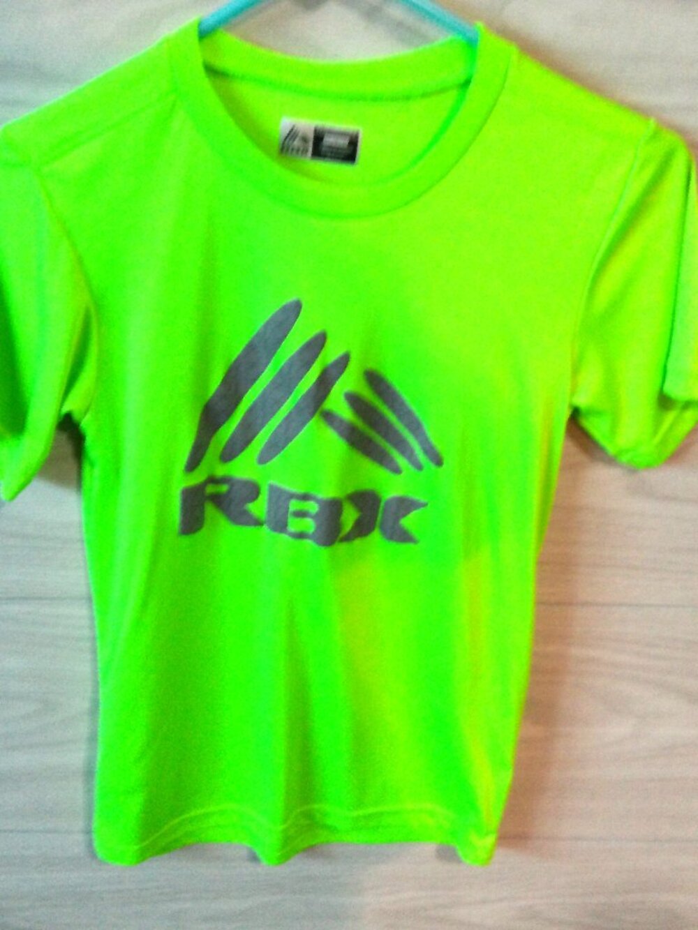 RBX Performance T-Shirt Boys Medium (10/12 ) Lime Green Short Sleeve Light Stain